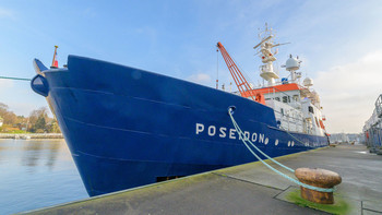 Bild von EKD-Seite: Das ehemalige Forschungsschiff Poseidon in Kiel (Foto vom 16.01.2020).