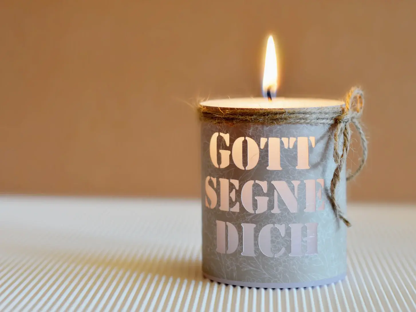 Segenskerze © N. Schwarz Gemeindebriefdruckerei 