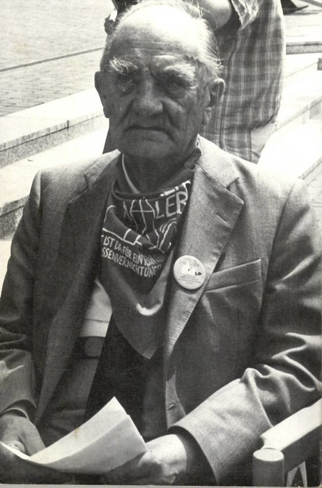 Foto von der Rückseite des Buches &#039;Schalon, Kurt Scharf&#039;