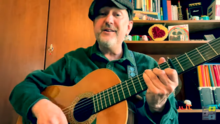 Screenshot vom Video: Frieden (Text & Musik: Gabriele Zibret) hier gespielt und gesungen von Jürgen Fastje